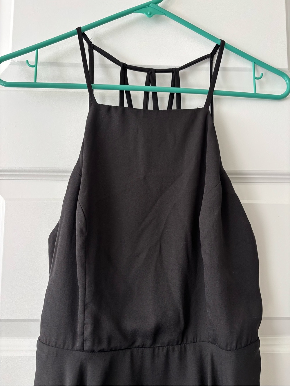LuLu’s Black Strappy Cage Back Flowy Mini Dress Size M - Picture 2 of 6
